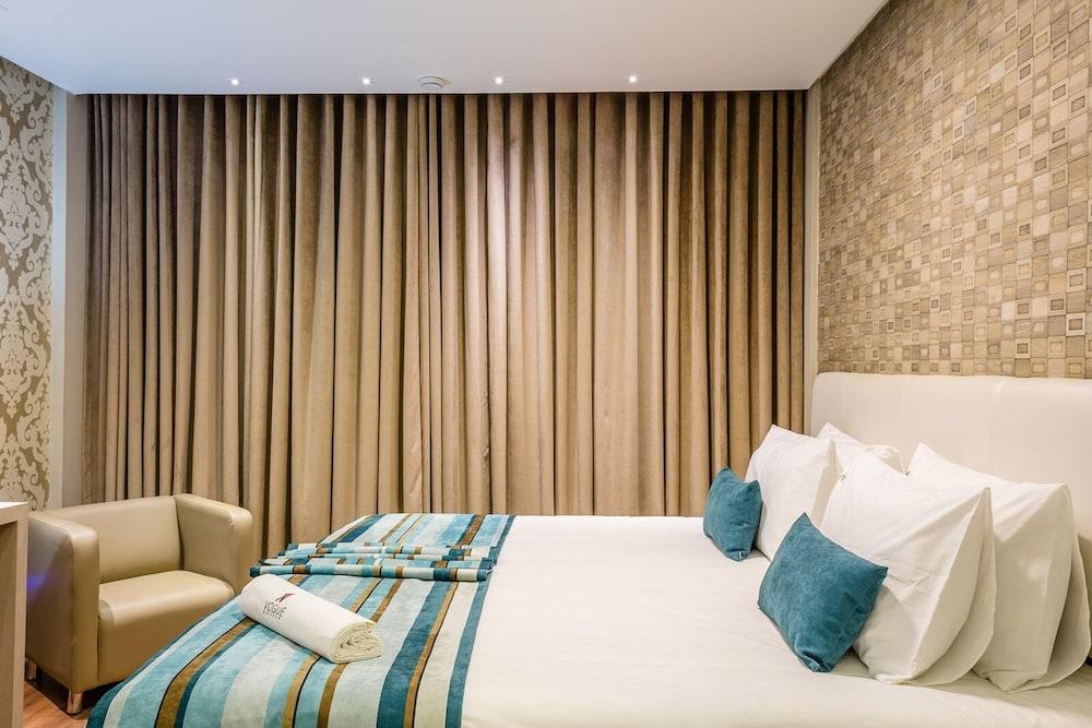 Vox Hotel Сан-Жуан-Де-Меріті Екстер'єр фото