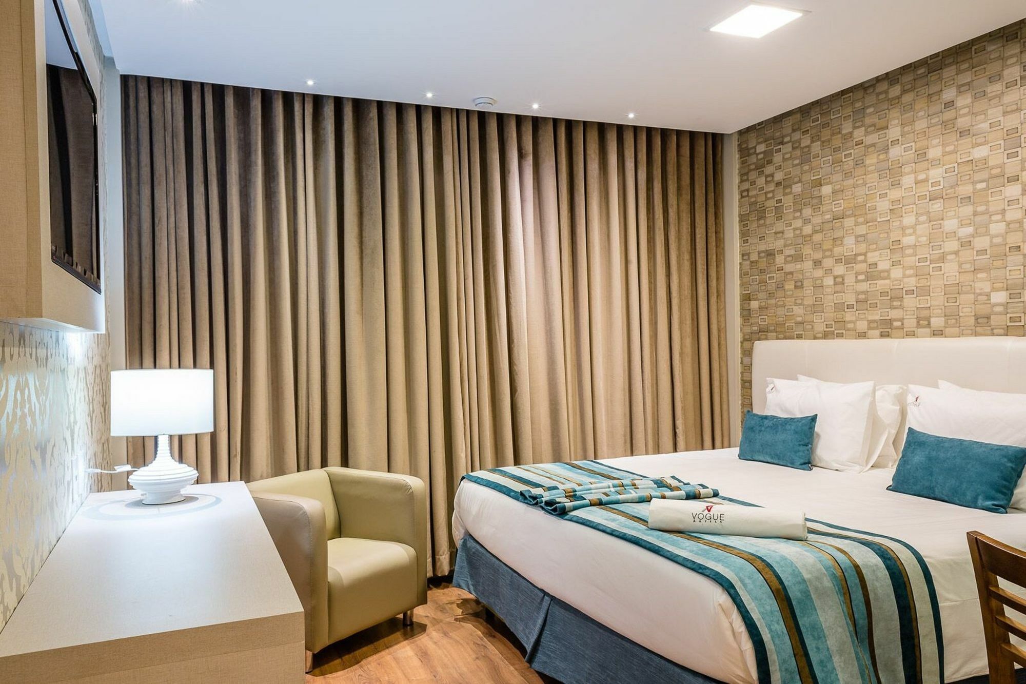 Vox Hotel Сан-Жуан-Де-Меріті Екстер'єр фото